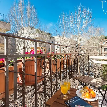 Trastevere Glorioso Wood 2 Bedrooms Appartamento *