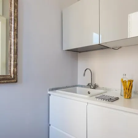 Trastevere Glorioso Wood 2 Bedrooms Apartment Rome