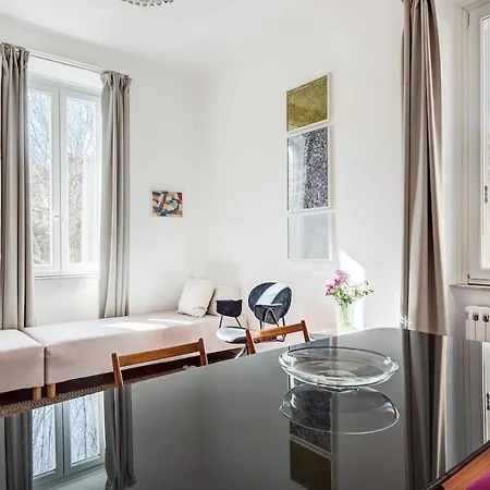 Trastevere Glorioso Wood 2 Bedrooms