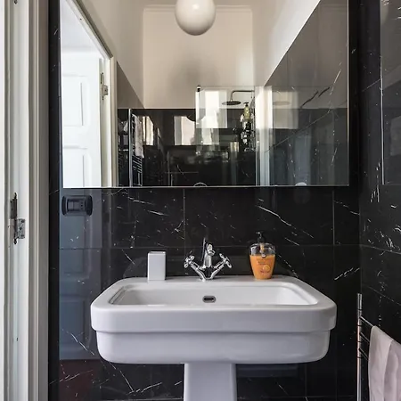 Trastevere Glorioso Wood 2 Bedrooms * Rome