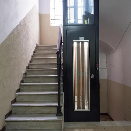 Trastevere Glorioso Wood 2 Bedrooms Rome